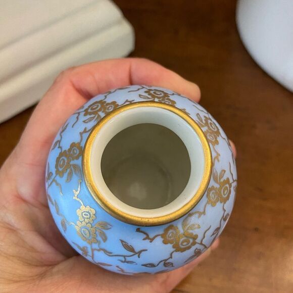 Vintage tiny baby blue vase with floral gold overlay 2.5” - Picture 2 of 5